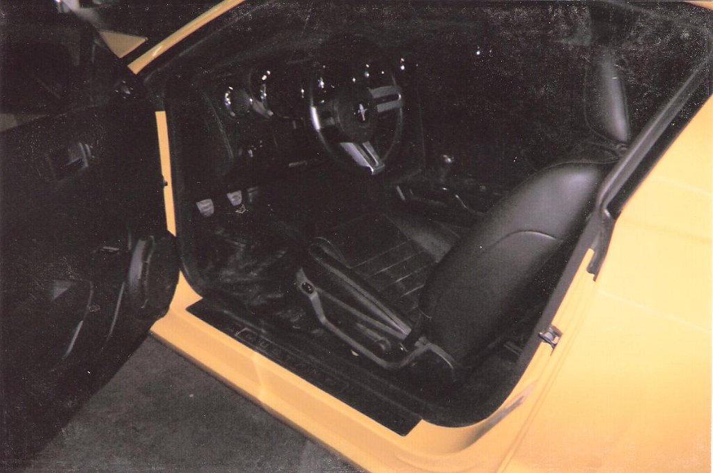 Seales Autobody 2005 Ford Mustang 03